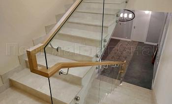 Цельностеклянные ограждения на несущем стекле в Симферополе. Готовые проекты ПерилаГлавСнаб