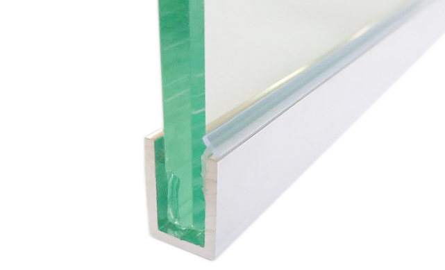 Уплотнитель прозрачный для П-образного алюминиевого профиля t756 (елочка) t755 5