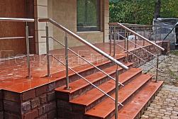 Ограждение входных групп в Симферополе. Готовые проекты ПерилаГлавСнаб - фото 17